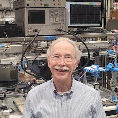 Peter Asbeck in his lab